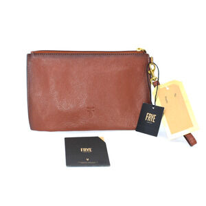 A6 NWT FRYE Leather Wristlet Pouch Brown Travel Wallet Zipper Clutch Logo Bag